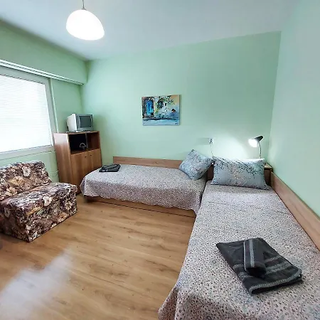за гости , жк. зорница, бл.36 Appartamento Burgas