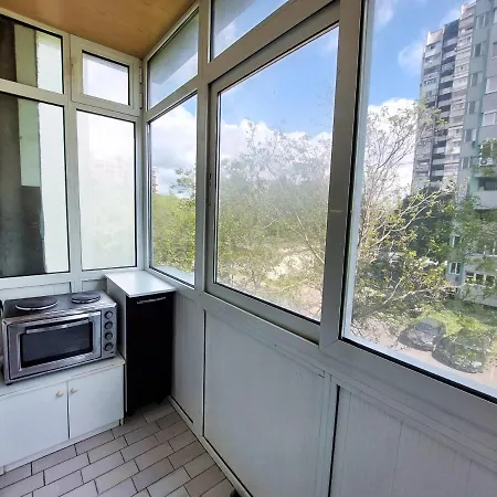 Апартамент за гости , жк. зорница, бл.36 Бургас