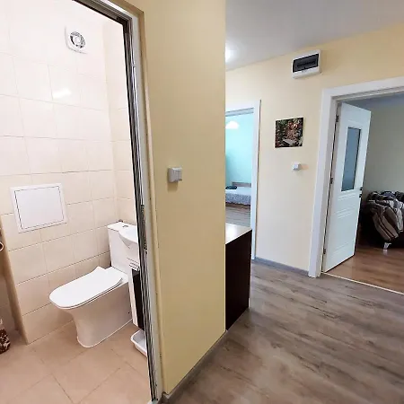 за гости , жк. зорница, бл.36 Apartman *